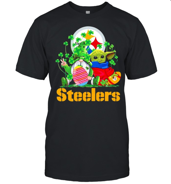 Steelers Football Baby Yoda Vs Gnome Happy Easters And St Patricks Day  Classic Men's T-shirt