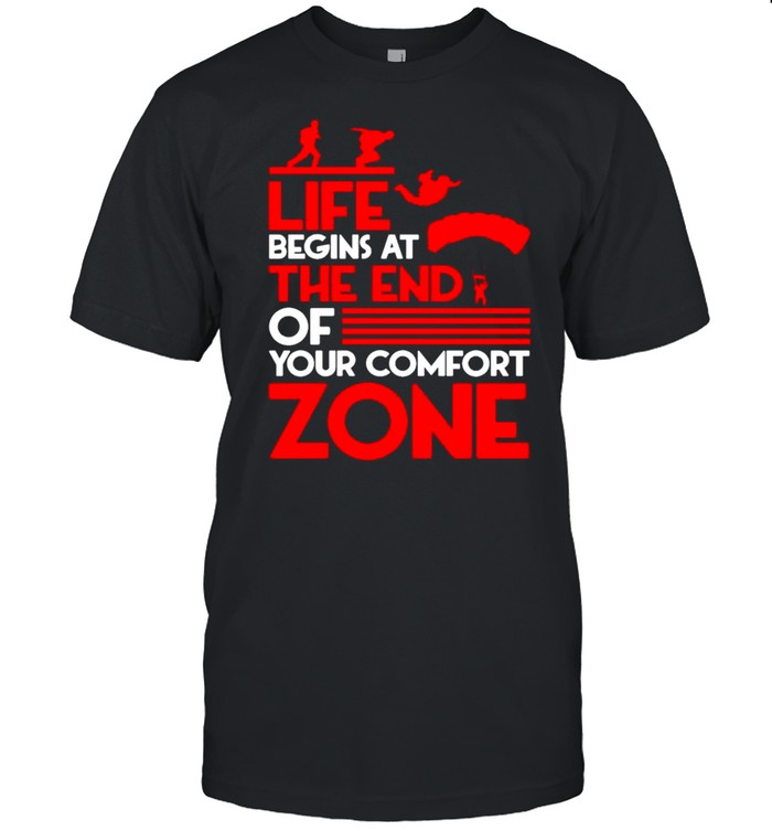 Life begins at the end of your comfort zone shirt Classic Men's T-shirt