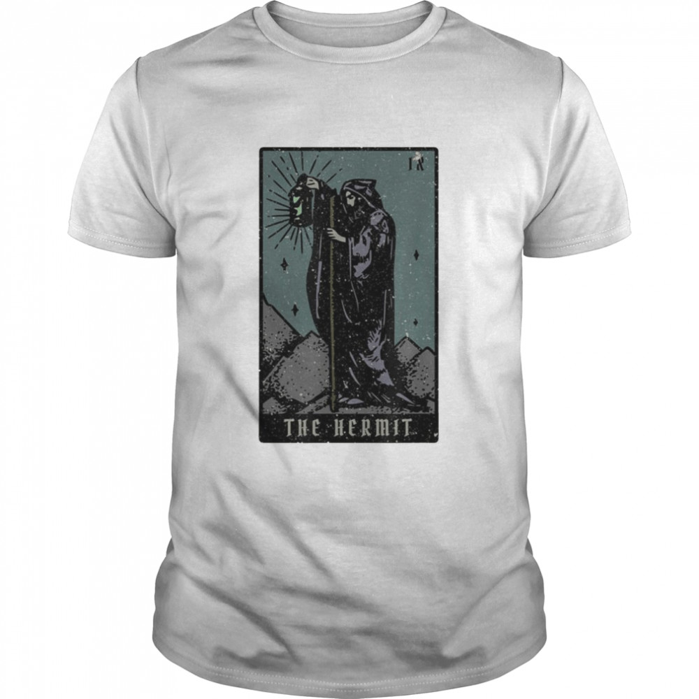 The Hermit Tarot Card Reading Witch Aesthetic Halloween shirt Classic Men's T-shirt