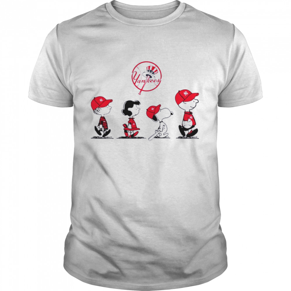 The Peanut Snoopy and Friends walking New York Yankees shirt